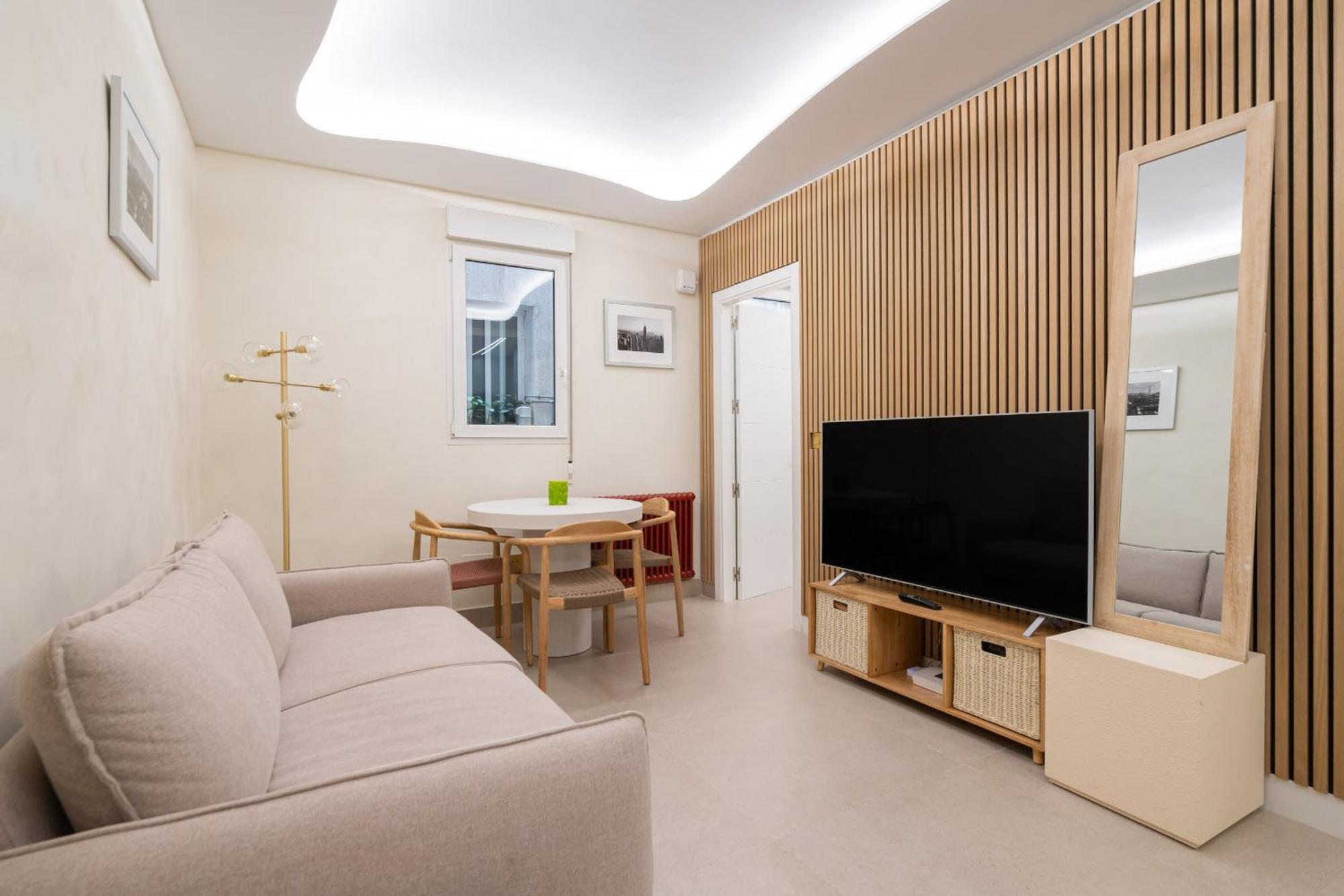 Exclusivo En El Retiro Metro Ibiza Apartment